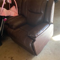 Finkbeiner 37.4" Wide Classic Premium Genuine Leather Manual Zero Clearance Reclining Home Theater (Set Of 2)