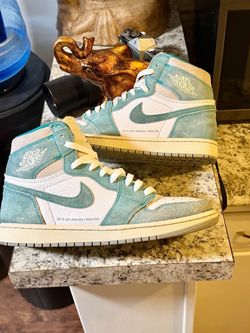 Wow 🤯!! Air Jordan 1 High OG “Turbo Green” – Men’s Size 10 !!