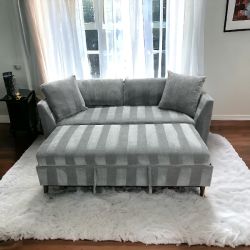 *LIKE NEW* Thomasville Marion Convertible Sofa 🚛DELIVERY AVAILABLE