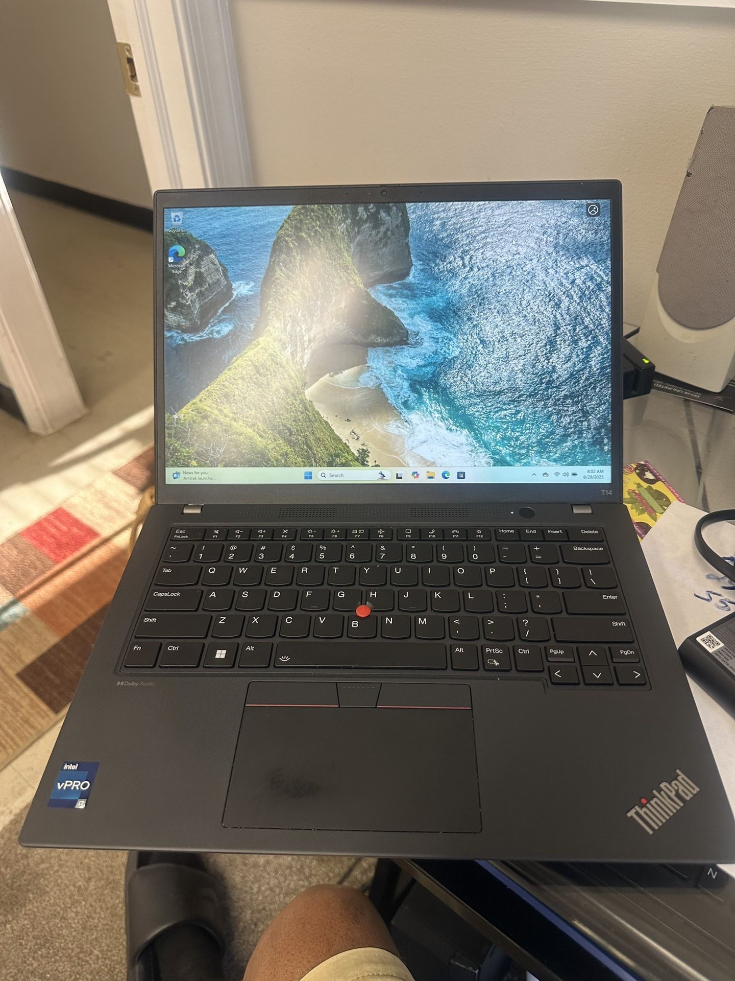 New Lenovo T14/Core i7/Fully Loaded!