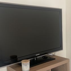 Samsung Tv With roku Add On 