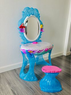 Disney Little Mermaid Vanity Set with Stool