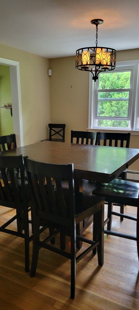 Dining/Kitchen Table Set with 6 Chairs