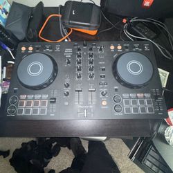 Pioneer DJ DDJ-FLX4 2-deck rekordbox and Serato DJ Controller - Graphite