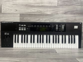 Native Instruments Komplete S49 Keyboard (161078-1)