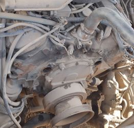 GM replacement 454 / 7.4 l short block assembly