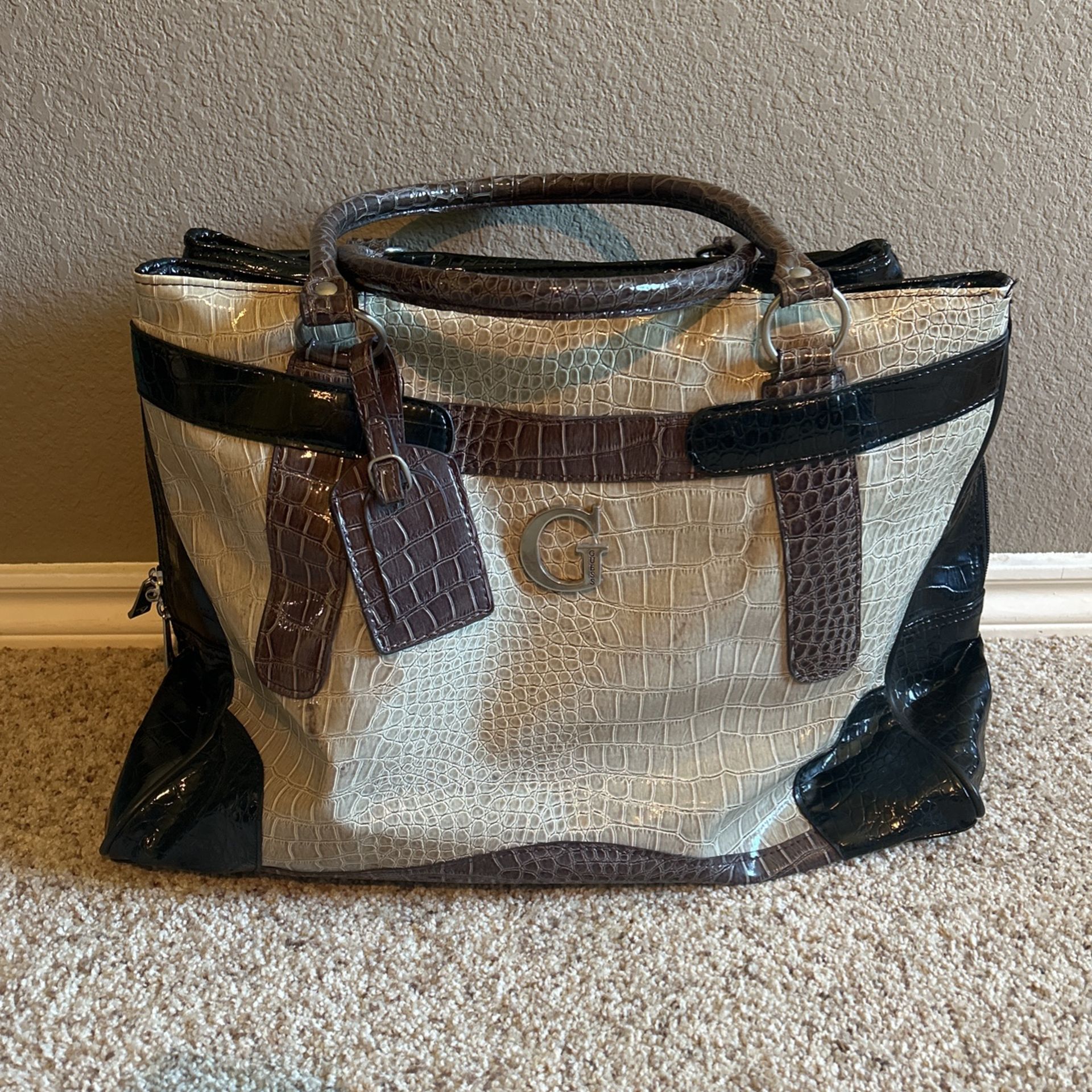 Guess Travel Purse