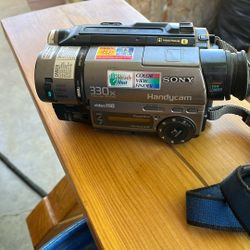 Video Camera Sony 330