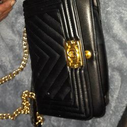 COCO CHANEL purse for sale. authentic! for Sale in Burleson, TX - OfferUp