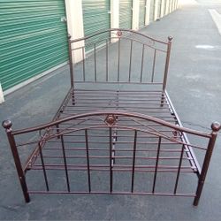 FULL METAL BED FRAME 