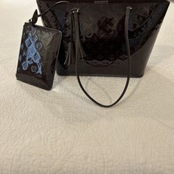 Louis Vuitton Long Beach Medium Tote