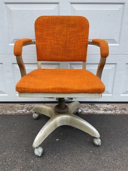 GOOD FORM GENERAL FIRE PROOFING ALUMINUM SWIVEL OFFICE CHAIR ORANGE MCM INDUSTRIAL