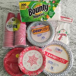 Christmas Paper Plates Cups Napkins Dinner Party Supplies