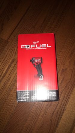 MilwaukeeFuel m18  1/4” hex Impact driver tool only￼