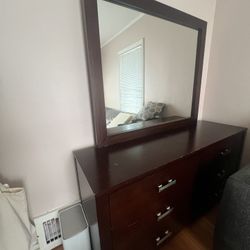Dresser With mirror 