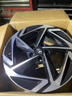 Hyundai Alloy Wheel Rim 18 inch