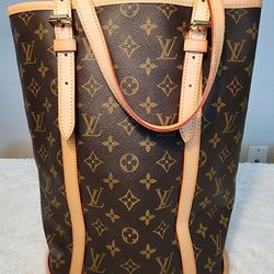 Louis Vuitton Monogram Canvas Petite Bucket Bag PM