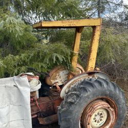800 Series Ford ROPS. 