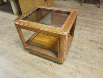 End table with glass