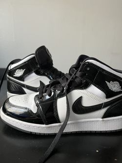 Jordan 1 Mid SE