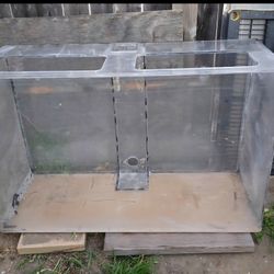 AQUARIUM ACRYLIC 110 SHOW