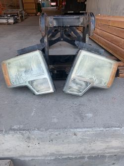 Ford F-150 Headlights