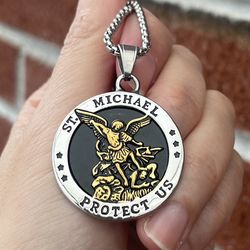 Mens Catholic Saint St Michael Archangel Medal Medallion Pendant Necklace with chain
