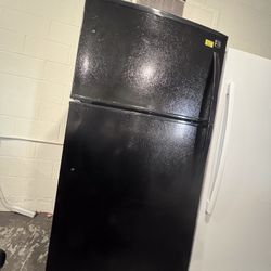 Kenmore Top And Bottom Refrigerator 