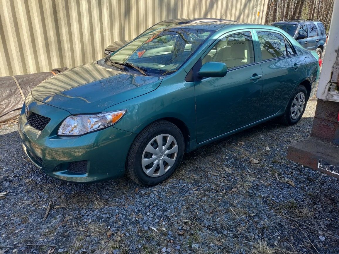 2010 Toyota Corolla Le