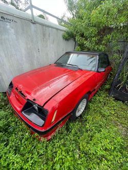 1982 Ford Mustang Fox Body Convertible – Project/Parts-