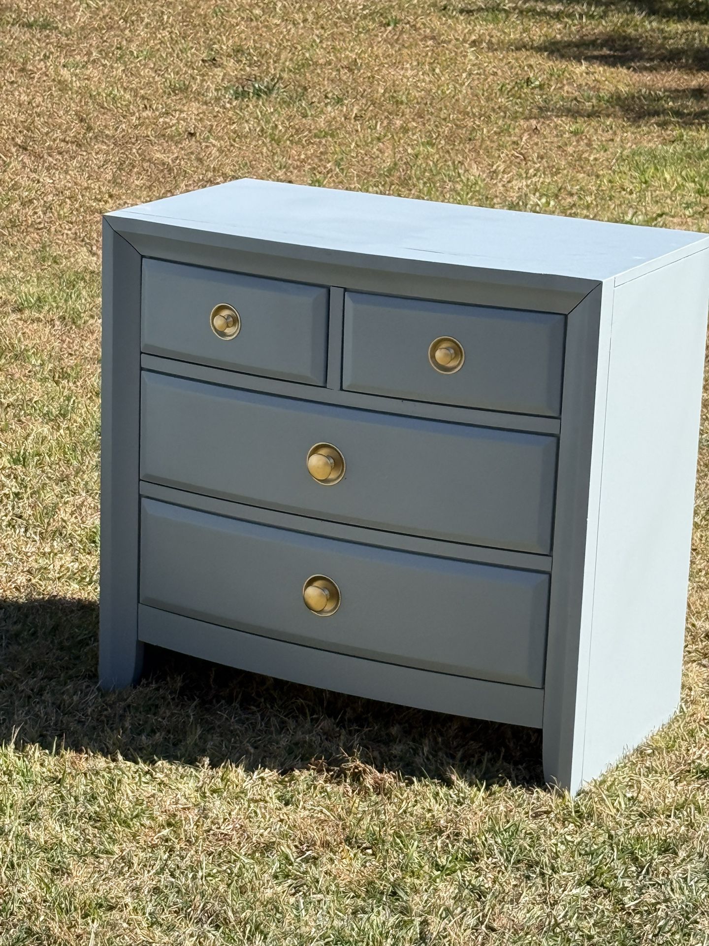 Modern Bedroom Set (2) XL Nightstands 