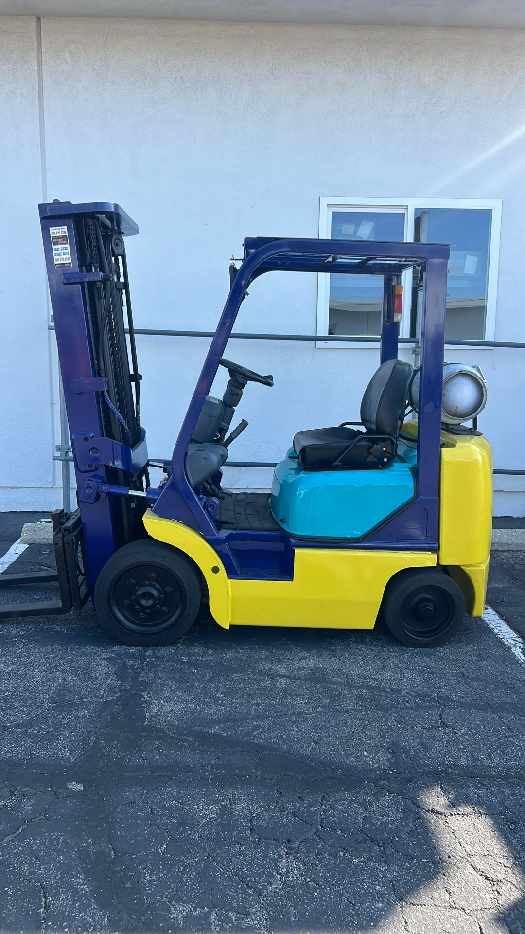 Komatsu Forklift $7500.00