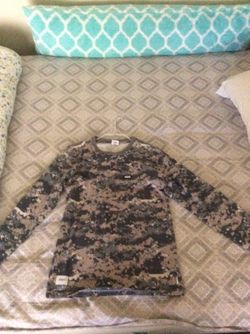 Vans Camo shirt