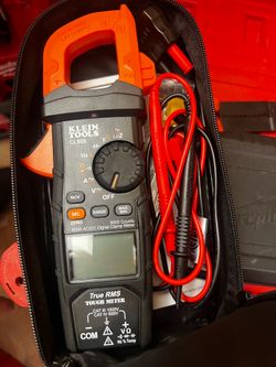 NEW Klein Tools CL800 600A AC/DC True RMS Digital Clamp Meter