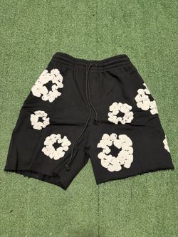 Black n white denim shorts