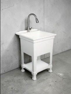 LOWE'S PROJECT SOURCE 24-in White Freestanding Utility Tub w faucet (MISSING 2 FEET)