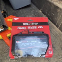 Milwaukee Red Lithium Forge M18/HD12.0