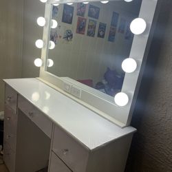 White makeup vanity with drawers 