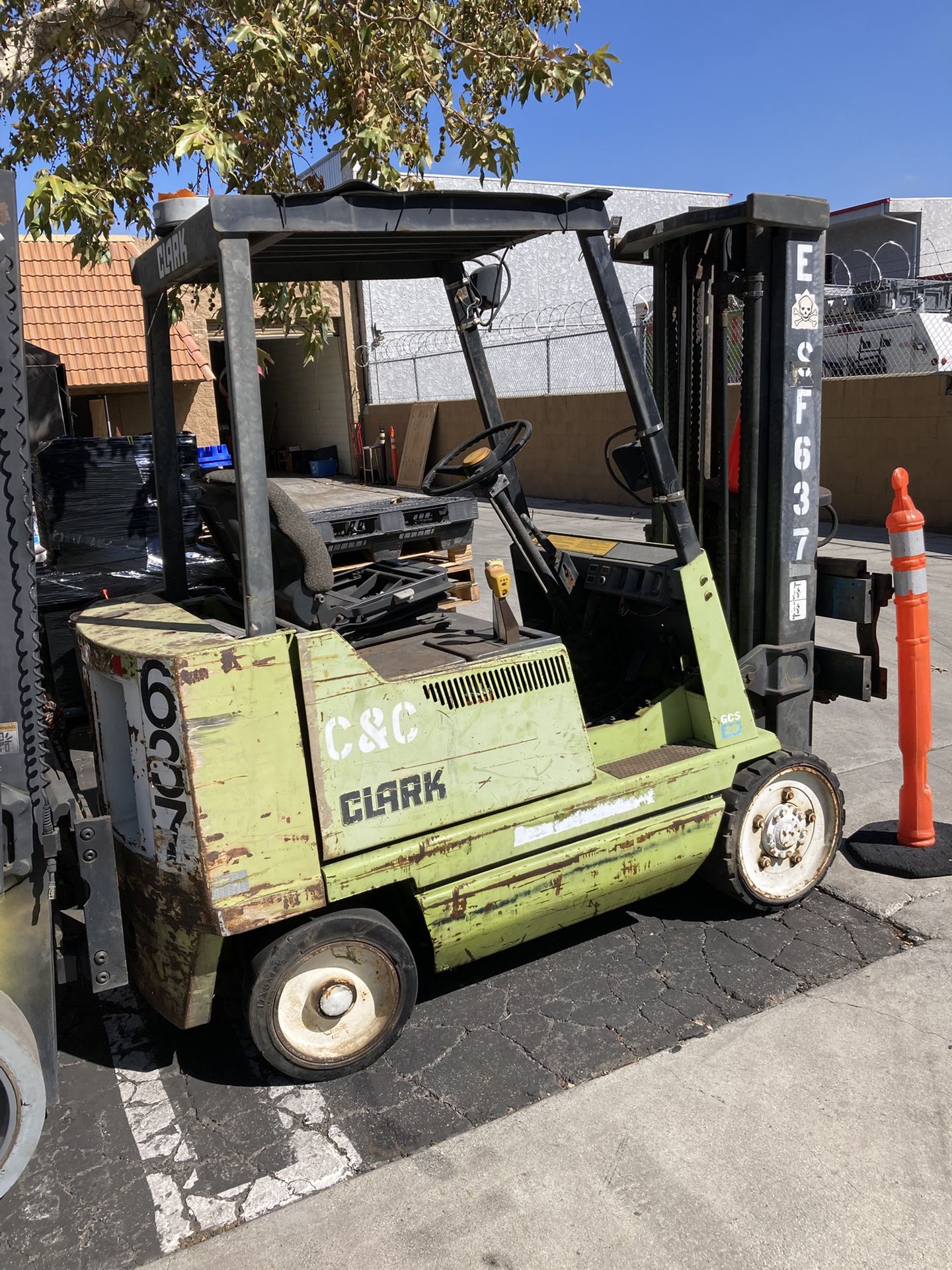 CLARK FORKLIFT
