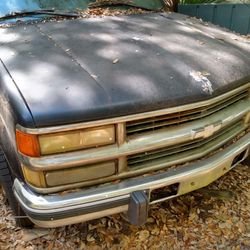 Chevy 4x4  Diesel Dually 