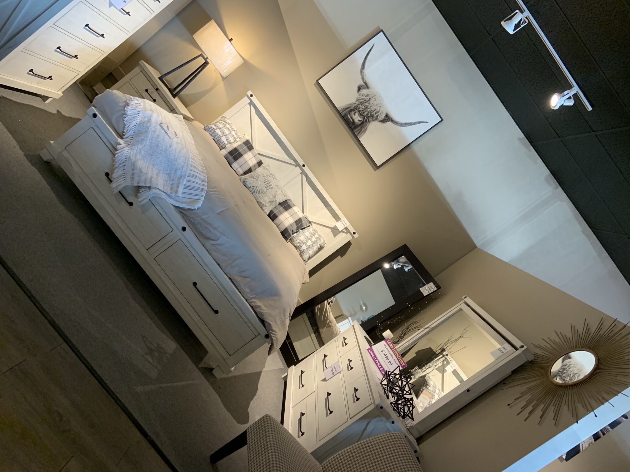 4pc King Beddressermirror And Nightstand