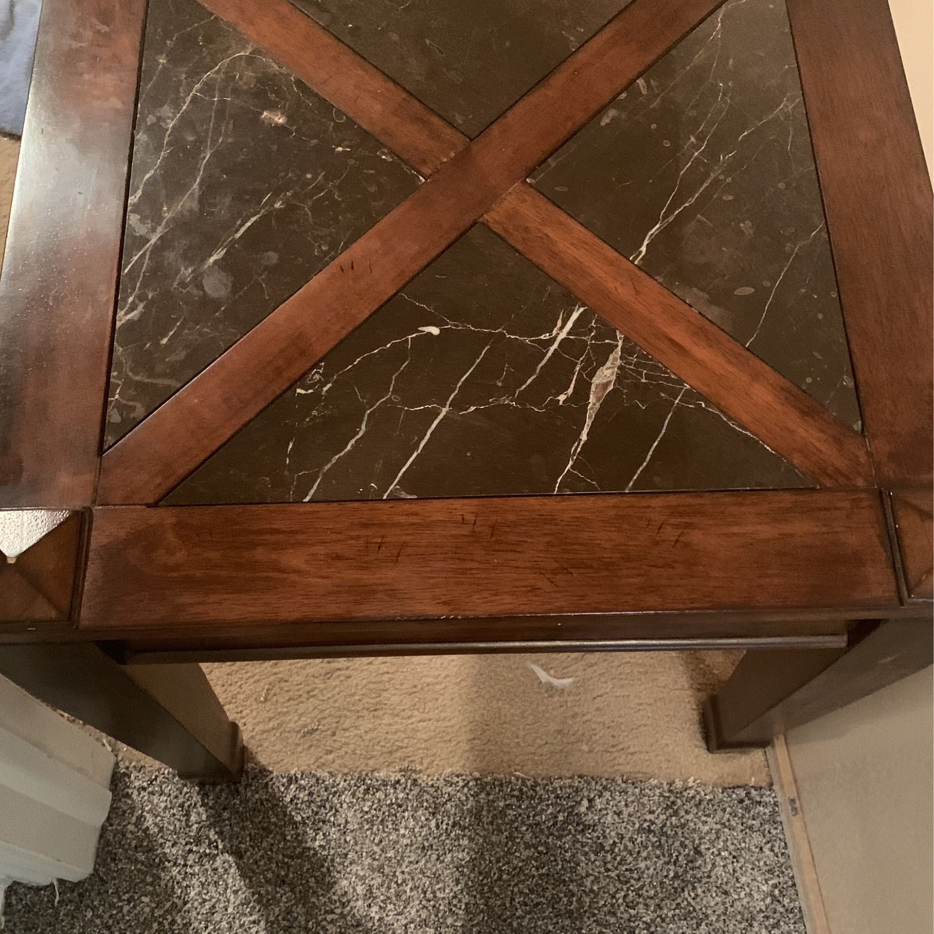 2 End tables