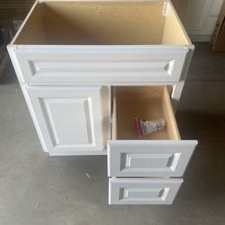 Hampton 30 in. W x 21 in. D x 33.5 in. H Bath Vanity Cabinet without Top in White