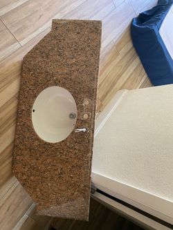 Granite Bathroom Vanity Top with Undermount Sink