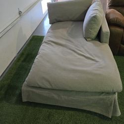 End Couch/ Lounge Chair