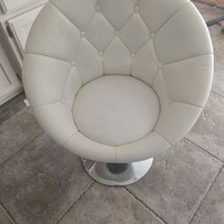 Vanity Chair