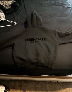 Essentials set black size xs
