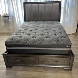 Queen size bed