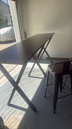Large Bar Height Table + 4 Stools