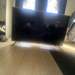 LG 47” LED TV – Works Great (Model 47LB5900)